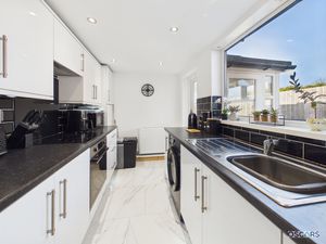 Photo 11- click for photo gallery